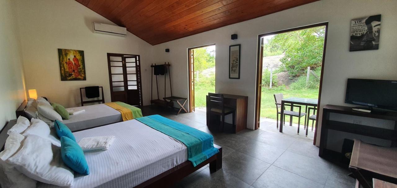 Ocean Cottage Kalametiya Buitenkant foto